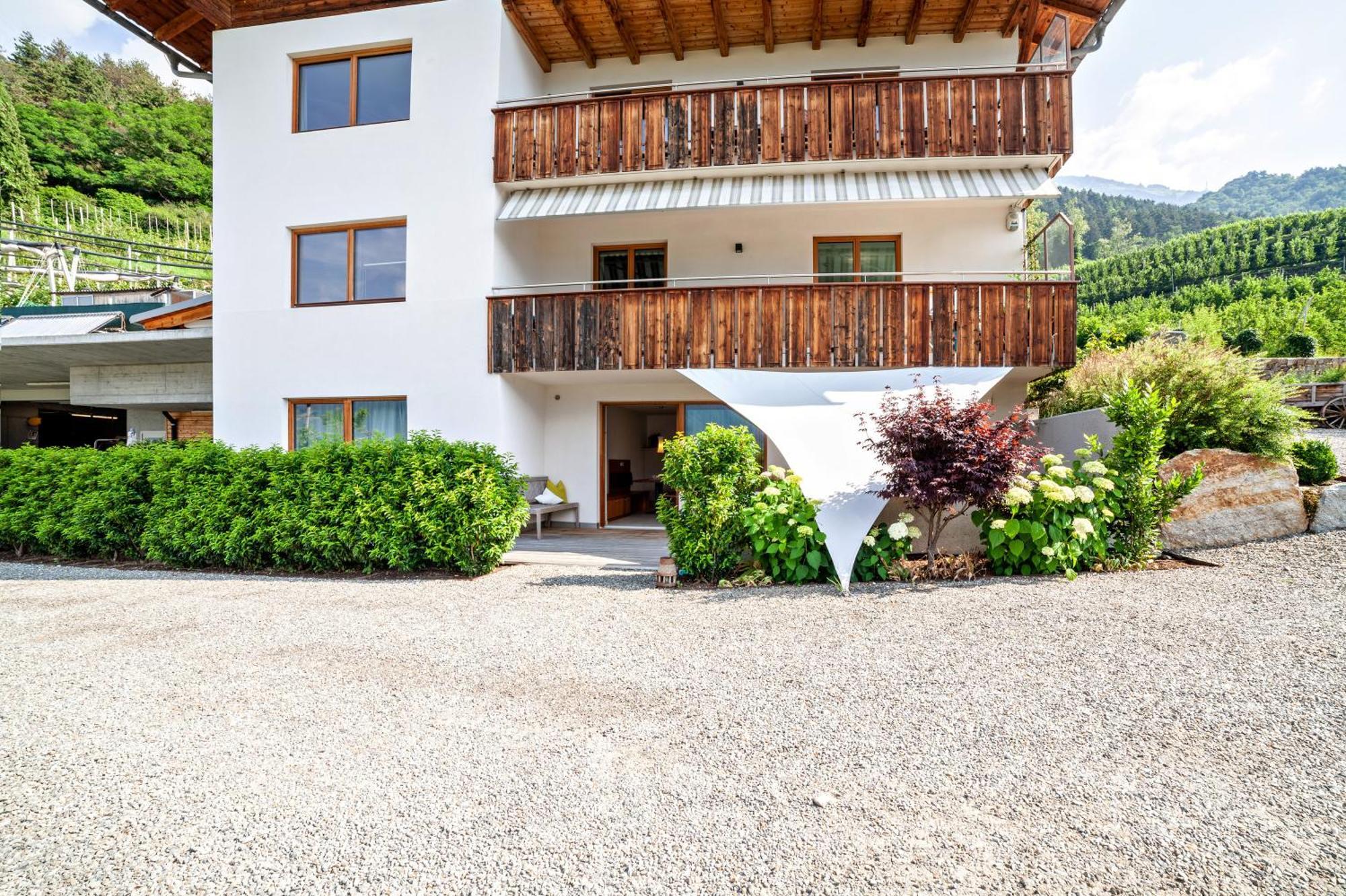 Langstein Wohnung Golden Coldrano Exterior photo